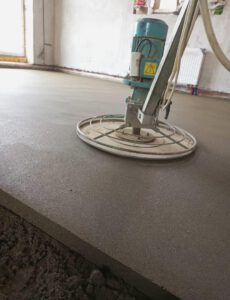 Стяжка пола пример работы 13